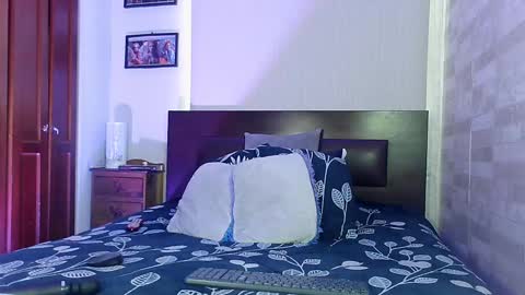 Snapshot of carolpleasure_69 chatting on 03/05/25, 03:29 Carol online show from 03/05/25, 03:29