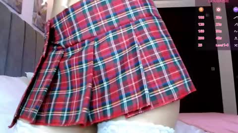 Carolinne online show from 02/13/25, 12:54