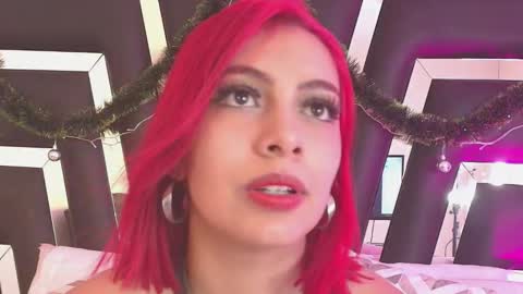 Snapshot of caroo_gomeez chatting on 01/30/25, 09:47 Caro Gmez online show from 01/30/25, 09:47