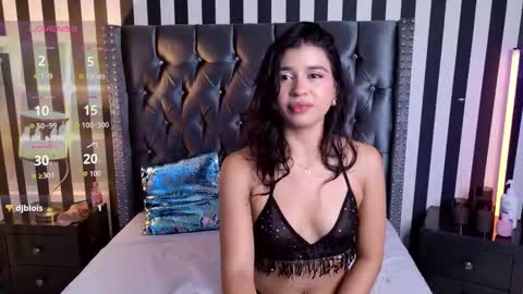 Snapshot of carosantos chatting on 02/20/26, 10:16 carosantos online show from 02/20/26, 10:16