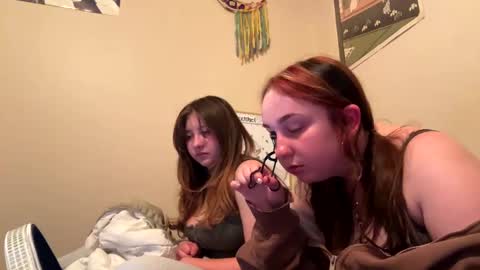 carpetmunchers online show from 10/09/25, 01:36