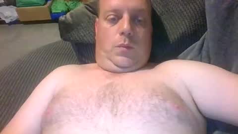 Snapshot of carpman777 chatting on 11/14/25, 10:40 Hereforun online show from 11/14/25, 10:40