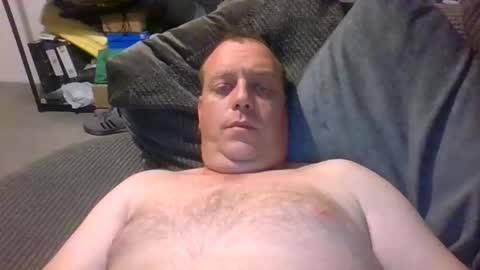 Snapshot of carpman777 chatting on 11/17/25, 08:58 Hereforun online show from 11/17/25, 08:58