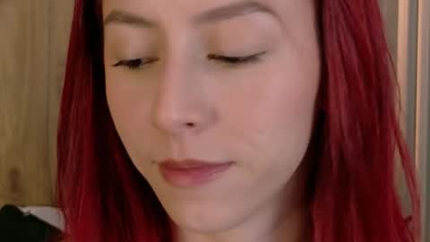 Snapshot of casandra_busting chatting on 06/05/26, 01:06 Casandra online show from 06/05/26, 01:06