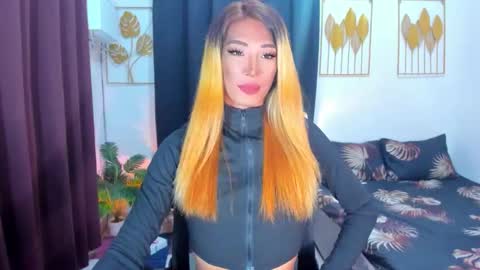 casandrawilson online show from 10/22/25, 04:29