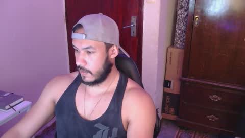 Snapshot of casas_oom chatting on 03/21/26, 06:55 online show from 03/21/26, 06:55