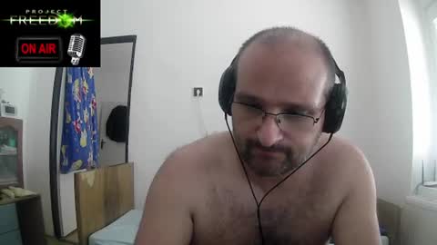 Snapshot of cascadacek chatting on 07/12/26, 02:19 CASCADACEK online show from 07/12/26, 02:19