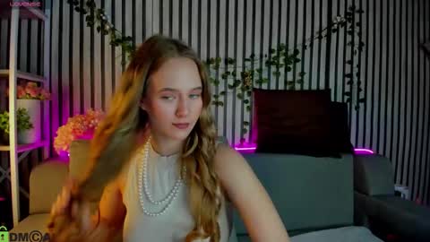 Snapshot of casey_sweeet chatting on 02/17/26, 09:06 Casey sweeet online show from 02/17/26, 09:06