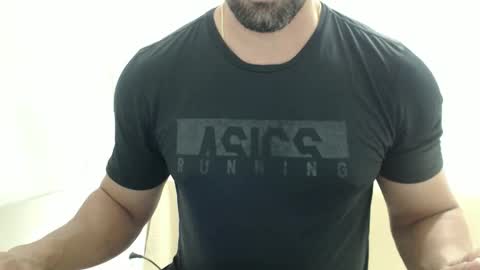 cashmastermuscle77 online show from 12/14/25, 10:03