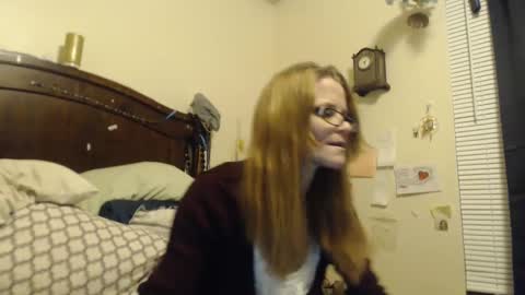 Snapshot of casidy1 chatting on 02/21/25, 02:06 casidy1 online show from 02/21/25, 02:06