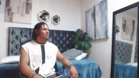 Snapshot of casike_978 chatting on 11/09/25, 10:19 Casike online show from 11/09/25, 10:19