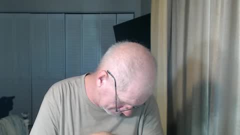 CasinoCam online show from 09/16/25, 03:24