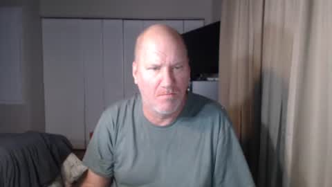 CasinoCam online show from 12/16/25, 03:00