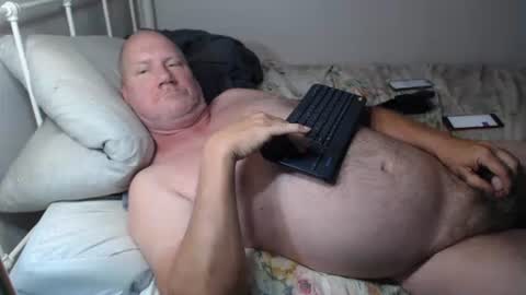 Snapshot of casinocam chatting on 04/24/26, 02:08 CasinoCam online show from 04/24/26, 02:08