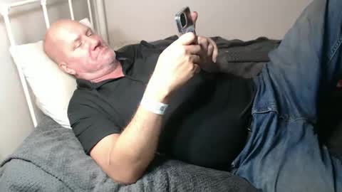 Snapshot of casinocam chatting on 05/02/26, 07:02 CasinoCam online show from 05/02/26, 07:02