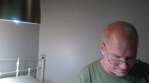 Snapshot of casinocam chatting on 05/06/26, 05:46 CasinoCam online show from 05/06/26, 05:46