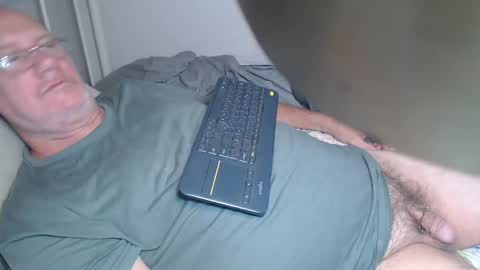 Snapshot of casinocam chatting on 06/03/26, 02:44 CasinoCam online show from 06/03/26, 02:44