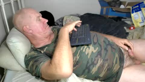 Snapshot of casinocam chatting on 06/21/26, 03:09 CasinoCam online show from 06/21/26, 03:09