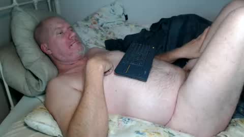 Snapshot of casinocam chatting on 06/26/26, 12:31 CasinoCam online show from 06/26/26, 12:31