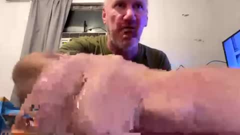 Snapshot of casinocam chatting on 07/18/26, 03:11 CasinoCam online show from 07/18/26, 03:11