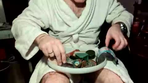 hairyokieotter online show from 12/04/25, 10:35