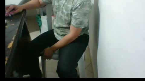 Snapshot of casper__32 chatting on 05/25/26, 11:33 Casper online show from 05/25/26, 11:33