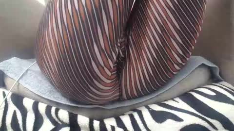 Snapshot of cassandra_joy chatting on 11/21/25, 10:36 Cassandra joy online show from 11/21/25, 10:36