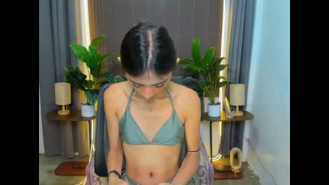 Snapshot of cassandrafoxxx chatting on 06/20/26, 05:27 cassandrafoxxx online show from 06/20/26, 05:27