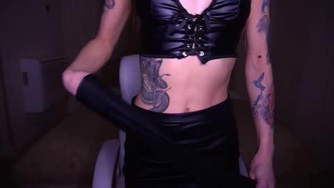 Cassandra online show from 11/24/25, 11:59