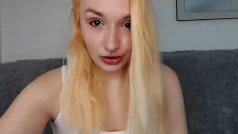 Snapshot of cassandratate chatting on 01/22/25, 08:29 Casey Chris online show from 01/22/25, 08:29