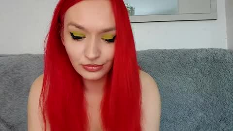 Snapshot of cassandratate chatting on 02/04/25, 08:46 Casey Chris online show from 02/04/25, 08:46