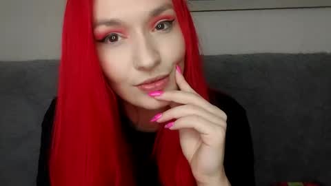 Snapshot of cassandratate chatting on 02/06/25, 11:54 Casey Chris online show from 02/06/25, 11:54