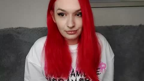 Snapshot of cassandratate chatting on 02/12/25, 08:59 Casey Chris online show from 02/12/25, 08:59