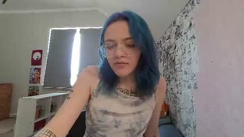 Snapshot of casseyderoche chatting on 07/19/26, 11:58 Stella online show from 07/19/26, 11:58