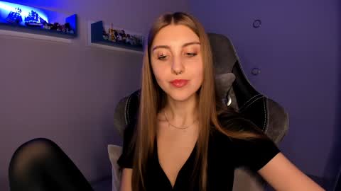 Seductress Cassia  FINDOM AND SADISM  NO NUDE online show from 02/05/25, 07:53