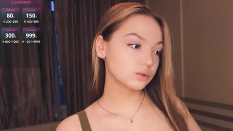 Adele online show from 12/02/25, 06:41