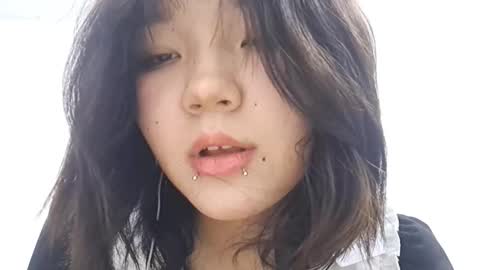 Mia online show from 11/30/25, 11:14