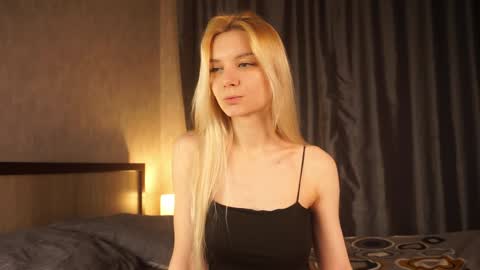 Snapshot of cassie130505 chatting on 01/10/25, 03:29 Cassie online show from 01/10/25, 03:29