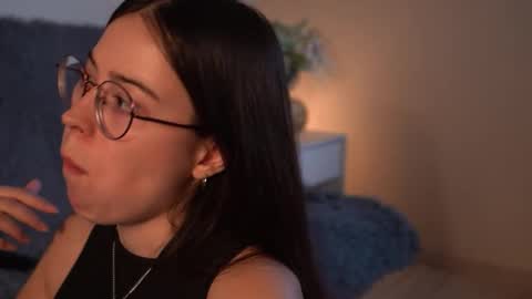 Cassie online show from 11/07/25, 01:22