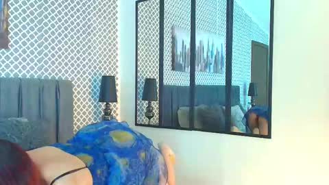 Snapshot of cassie_bloom chatting on 09/11/25, 04:01 cassie_bloom online show from 09/11/25, 04:01