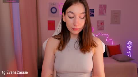 Snapshot of cassie_evansss chatting on 01/12/25, 07:32 Cassie online show from 01/12/25, 07:32