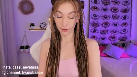 Snapshot of cassie_evansss chatting on 03/02/25, 03:34 Cassie online show from 03/02/25, 03:34