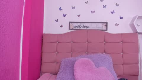 Snapshot of cassie_jones1 chatting on 01/13/25, 03:45 Cassie Jones online show from 01/13/25, 03:45