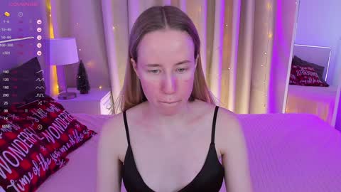 Snapshot of cassie_kelman chatting on 12/22/24, 09:22 Cassie online show from 12/22/24, 09:22