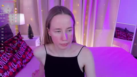 Snapshot of cassie_kelman chatting on 12/29/24, 06:14 Cassie online show from 12/29/24, 06:14