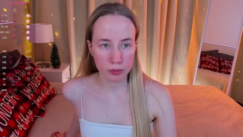 Snapshot of cassie_kelman chatting on 01/05/25, 08:52 Cassie online show from 01/05/25, 08:52