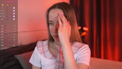 Snapshot of cassie_kelman chatting on 03/07/25, 12:26 Cassie online show from 03/07/25, 12:26