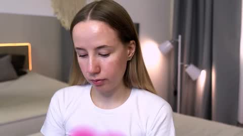 Snapshot of cassie_kelman chatting on 09/26/25, 09:08 Cassie online show from 09/26/25, 09:08