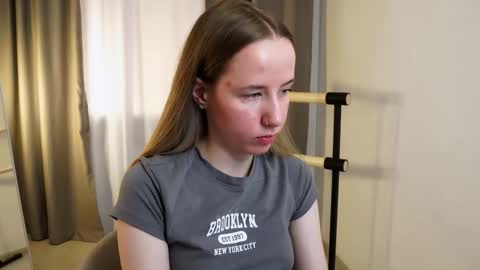 Snapshot of cassie_kelman chatting on 10/14/25, 08:53 Cassie online show from 10/14/25, 08:53