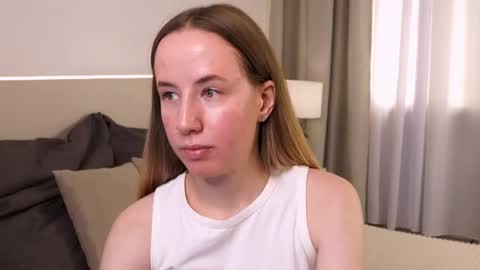 Snapshot of cassie_kelman chatting on 10/15/25, 09:04 Cassie online show from 10/15/25, 09:04